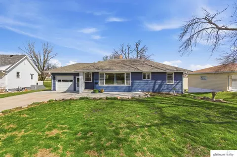 2052 Park St, Blair, NE 68008