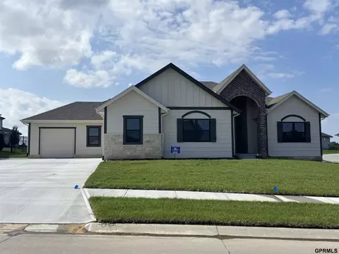 20450 Boulder St, Gretna, NE 68028