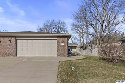 877 Southfork Rd, Blair, NE 68008