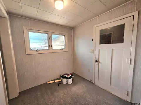 Entry Way - 708 E Forrest St, Sutton, NE 68979 photo 1 of 1
