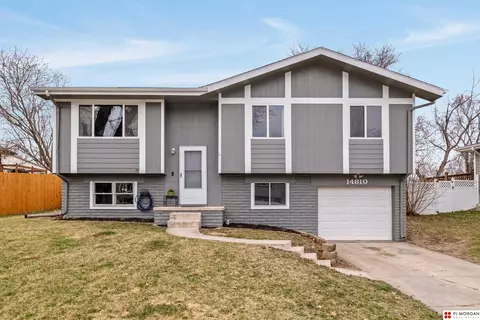 14810 Borman St, Omaha, NE 68138