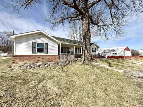 101 8th St, Adams, NE 68301