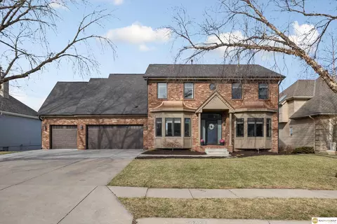 5724 S 167 Ave, Omaha, NE 68135
