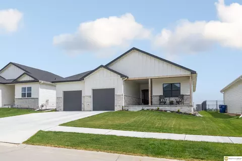 11711 S 189 St, Gretna, NE 68028