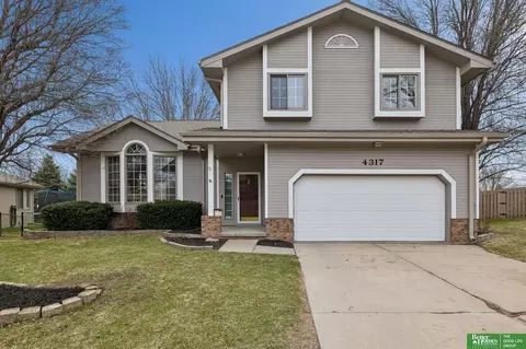 4317 S 150th St, Omaha, NE 68137