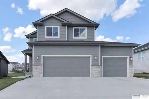 19122 Fir St, Gretna, NE 68028