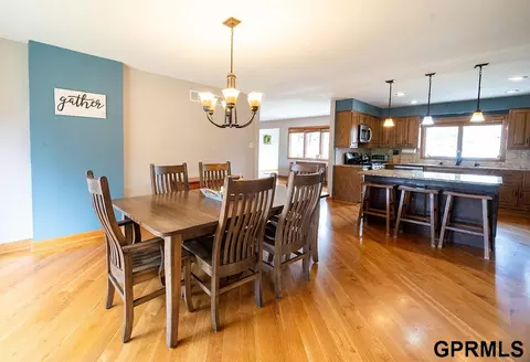 Dining - 600 Custer Ave, Lyons, NE 68038 photo 2 of 2