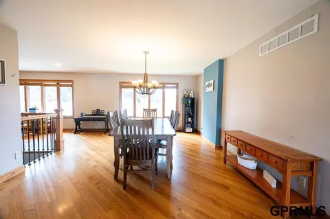 Dining - 600 Custer Ave, Lyons, NE 68038 photo 1 of 2