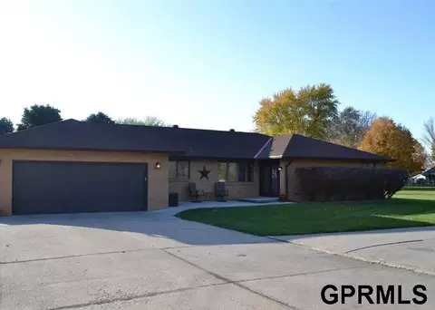 600 Custer Ave, Lyons, NE 68038