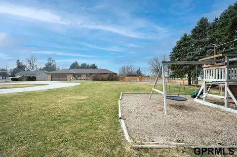 Exterior - 600 Custer Ave, Lyons, NE 68038 photo 1 of 7