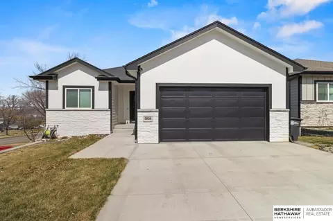 5838 N St, Omaha, NE 68117