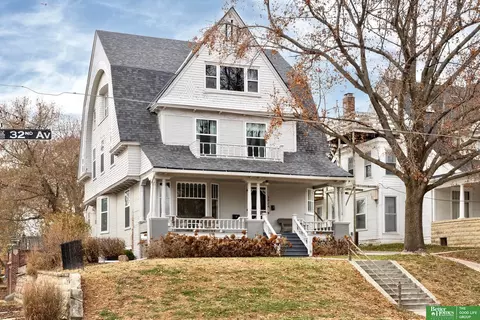 1624 S 32 Ave, Omaha, NE 68105