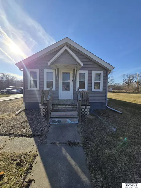 5124 N 2nd St, Omaha, NE 68110