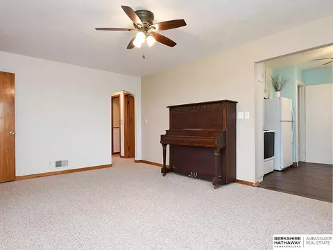 Living - 15709 S 180th St, Springfield, NE 68059 photo 4 of 4