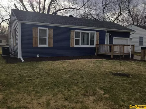 Exterior - 224 S 19th St, Beatrice, NE 68310 photo 3 of 5