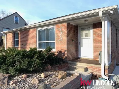 2625 S 13 St, Lincoln, NE 68502