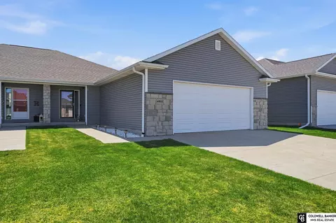 4933 Alvo Rd, Lincoln, NE 68514