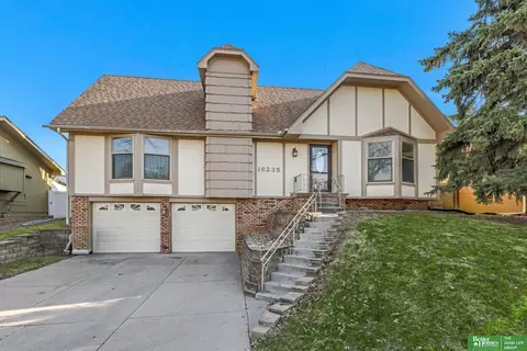 16235 Arbor St, Omaha, NE 68130