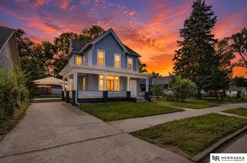 1819 Binney St, Omaha, NE 68110