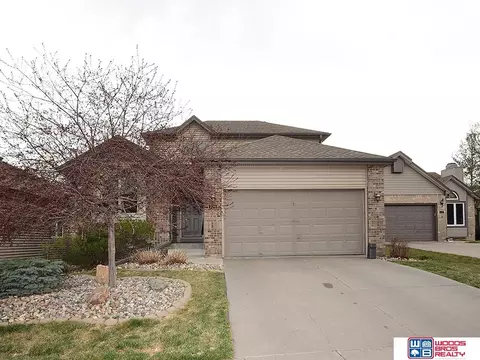 706 Westminster Dr, Lincoln, NE 68510