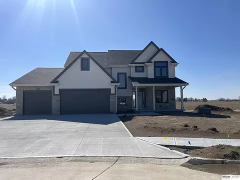 2207 N 22nd Cir, Ashland, NE 68003