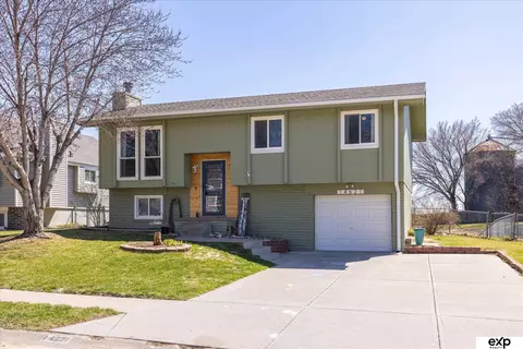 14621 Margo St, Omaha, NE 68138