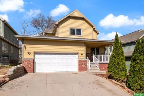 4205 Lake St, Omaha, NE 68111