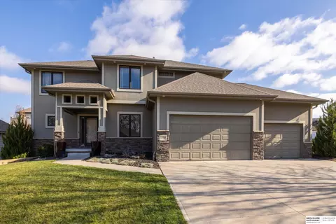 1303 N 183rd Ave, Elkhorn, NE 68022