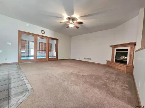 Living - 906 N Gray Ave, Sutton, NE 68979 photo 2 of 6