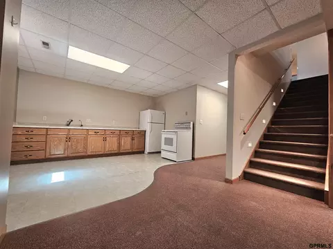 Kitchen - 906 N Gray Ave, Sutton, NE 68979 photo 5 of 5