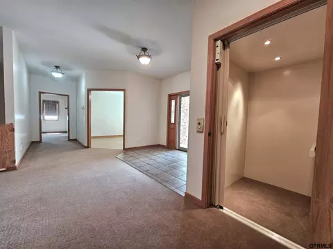 Entry Way - 906 N Gray Ave, Sutton, NE 68979 photo 2 of 5