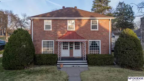 1100 S 37th St, Lincoln, NE 68510