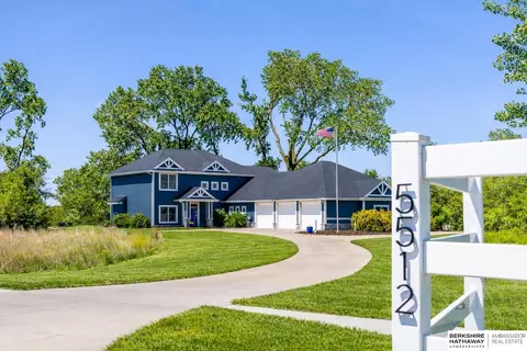 5512 N 284th Cir, Valley, NE 68064
