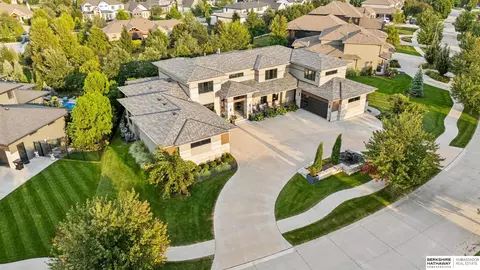 1605 S 219th Ave, Elkhorn, NE 68022