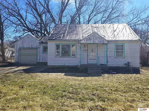 1205 Jackson St, Beatrice, NE 68310