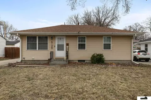 6120 Holdrege St, Lincoln, NE 68505