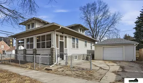 1126 S 13th St, Lincoln, NE 68502