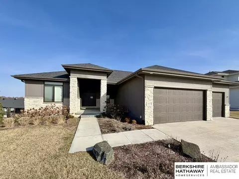 20618 Boulder St, Gretna, NE 68028
