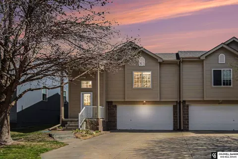 4817 S 190th St, Omaha, NE 68135