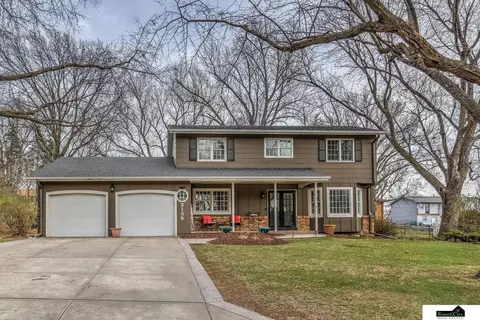 2135 S 113 Ave, Omaha, NE 68144