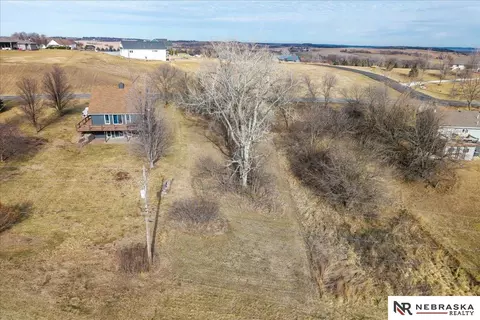 2015 Rock Bluff Rd, Plattsmouth, NE 68048