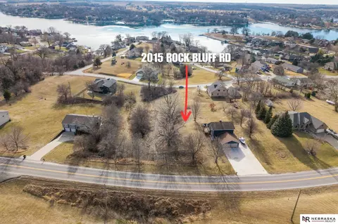 2015 Rock Bluff Rd, Plattsmouth, NE 68048