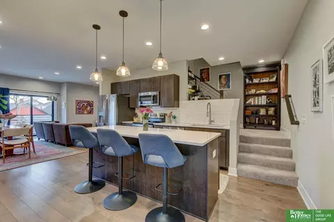 3111 Mayberry Plz, Omaha, NE 68105