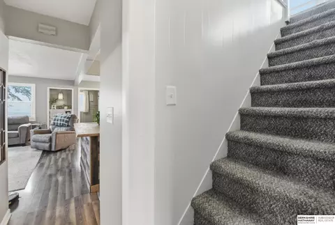 Entry Way - 1015 238th St, Eagle, NE 68347 photo 4 of 7