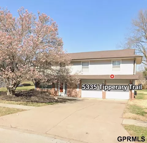 5335 Tipperary Trl, Lincoln, NE 68512