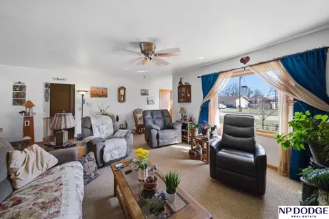 Living - 912 Howard St, Scribner, NE 68057 photo 3 of 4