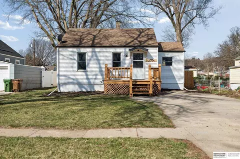 2004 Main St, Bellevue, NE 68005