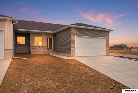 1000 W Sand Dunes Rd, Lincoln, NE 68523