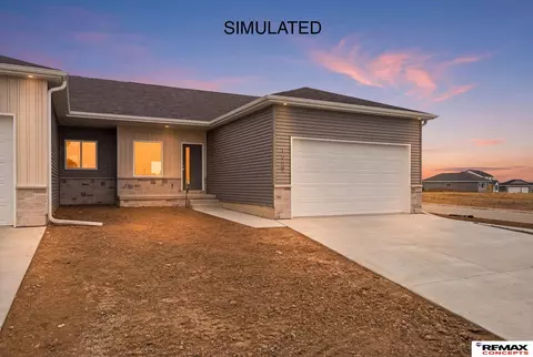 1012 W Sand Dunes Rd, Lincoln, NE 68523