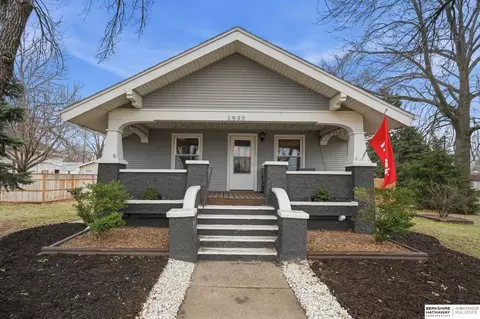 1932 N Lincoln Ave, York, NE 68467